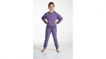 Deze warme pyjama Sterre van Sleepy by Eskimo is helemaal uniek! Sleepy ontwierp samen met het Belgische modemerk Eskimo een collectie nachtmode die alleen bij Sleepworld verkrijgbaar is. De trendy kleur en leuke print maken de pyjama een must have voor d
