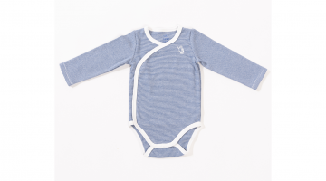 EDEN setje van 3 baby bodies van Eskimo.  Deze bodies houden je baby warm!  Ontdek deze leuke set van 3 bodies in natuurlijk katoen interlock.  Met lange mouwen, gekruiste sluiting met drukknopen aan de voorkant, 3 drukknopen aan het kruist.  Allen zijn z
